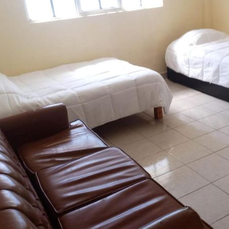 Hostal Las Quince Letras เตฮัวกัน ภายนอก รูปภาพ