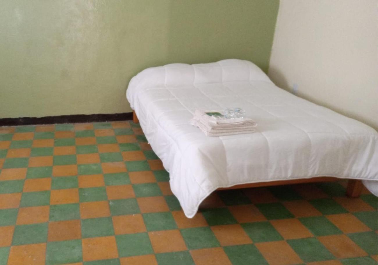 Hostal Las Quince Letras เตฮัวกัน ภายนอก รูปภาพ